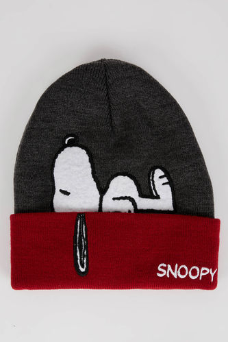 Женская шапка с лицензией Snoopy
