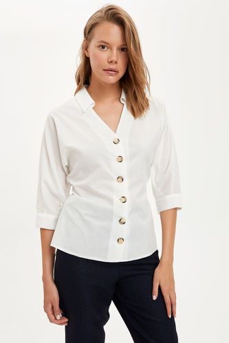 Long Sleeve Buttoned Shirt