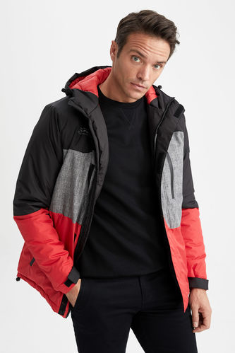 Slim Fit Hooded Thermal Insulated Warmtech Waterproof Thick Jacket