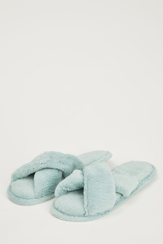 Open-Toe Fuzzy Slippers