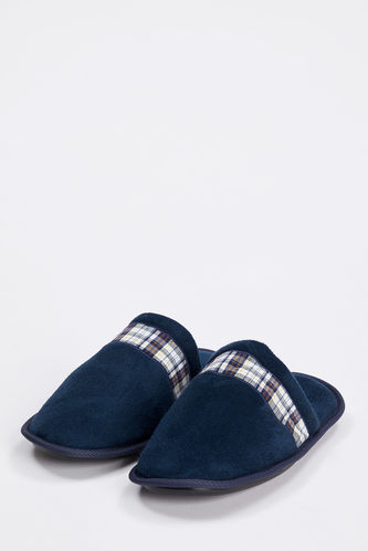 Patterned House Slippers