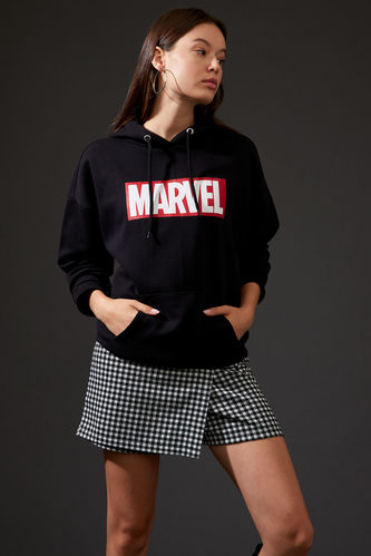 Marvel Lisanslı Regular Fit Kapüşonlu Kanguru Cepli Uzun Kollu Sweatshirt