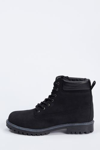 Basic Lace Up Boots