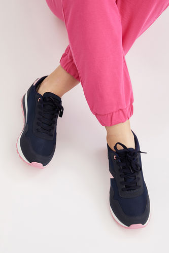 Kadın Suni Deri Renk Bloklu Bağcıklı Spor Ayakkabı