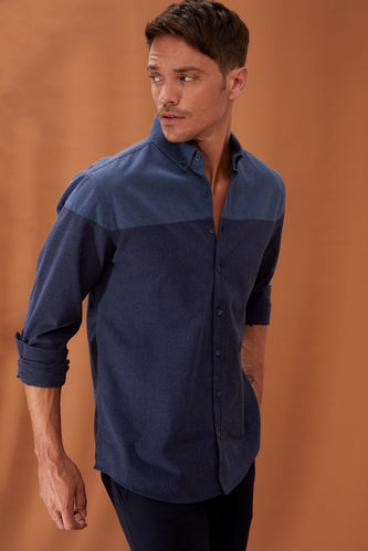 Chemise coupe moderne à manches longues et motif bloc