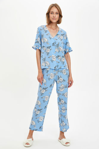 Çiçekli V Yaka Gömlek Tasarımlı Pijama Takımı