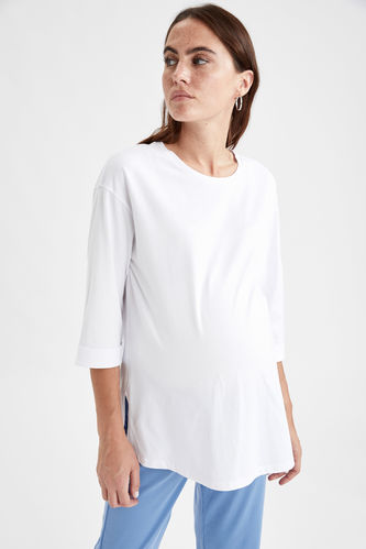 Relax Fit Maternity T-Shirt With Slits
