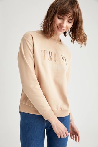 Relax Fit Letter Printed Slit Swear Shirt