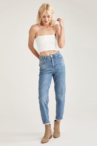 Mom Fit Distressed Jean Trousers