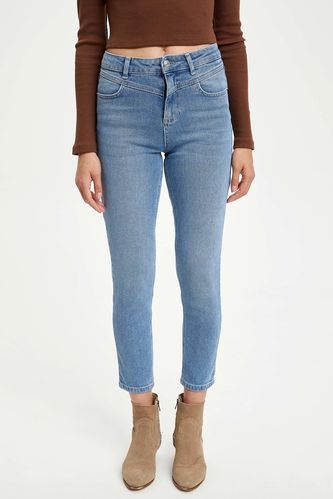Slim Fit High Waist Vintage Jean Trousers