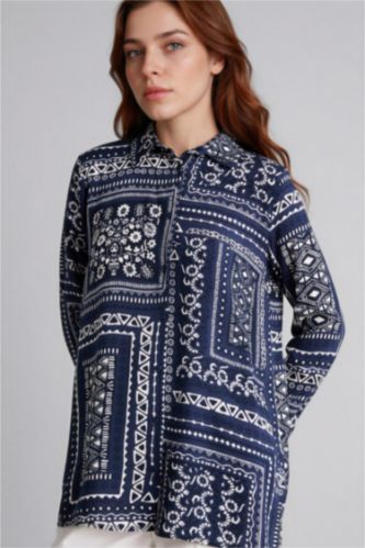 Kadın Lacivert Loose Fıt Gömlek Yaka Baskılı Uzun Kollu Tunik