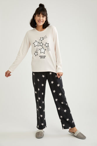 Yıldız Baskılı Uzun Kollu Polar Pijama Takımı