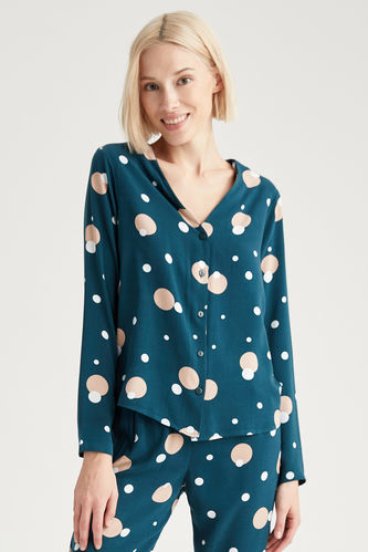 Puantiye Baskılı Gömlek Tasarımlı V Yaka Pijama Üstü