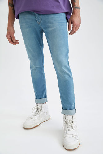 Pantalon en jean coupe slim