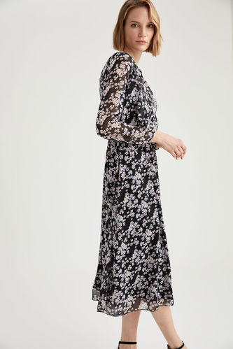 V Yaka Volan Detaylı Kemerli Midi Elbise