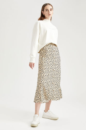 Modest- Relaxed Fit Woven Floral Patterned Skirt