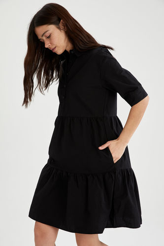 فستان بأكمام قصيرة قصير بوبلين مكشكش بياقة قميص