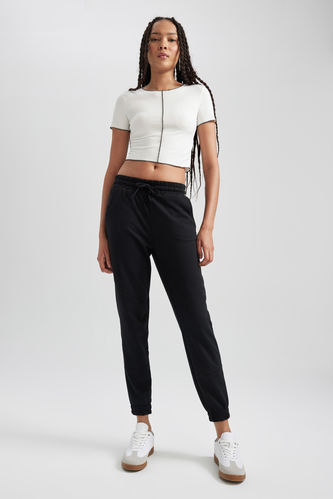 Relaxed Fit Drawstring Jogger Trousers