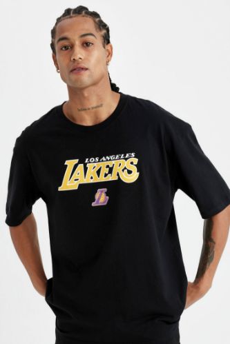 DeFactoFit NBA Los Angeles Lakers Oversize Geniş Kalıp Bisiklet Yaka Baskılı Kısa Kollu Tişört