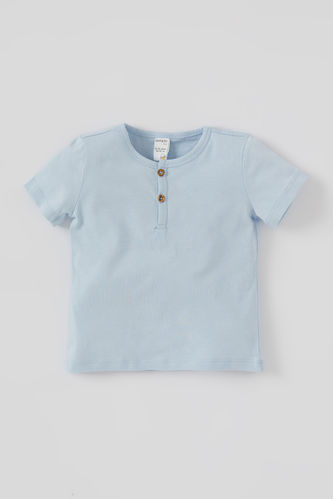 Regular Fit Short-Sleeved Button T-Shirt