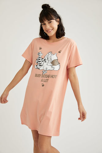 Relaxed Fit 'Winnie The Pooh' Printed Short-Sleeved Nightdress