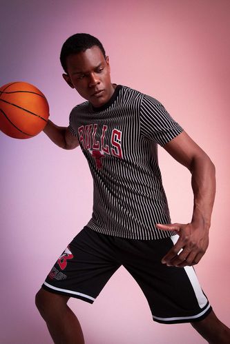 DeFactoFit NBA Chicago Bulls Bisiklet Yaka Pamuklu Penye Tişört