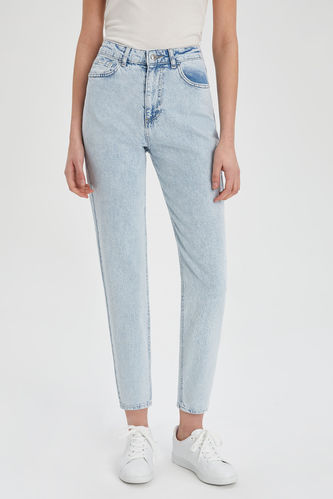 Extra High-Waist Mom Fit Trousers