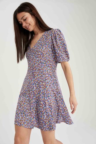 Short-Sleeved Fit And Flare V-Neck Woven Floral Print Dress
