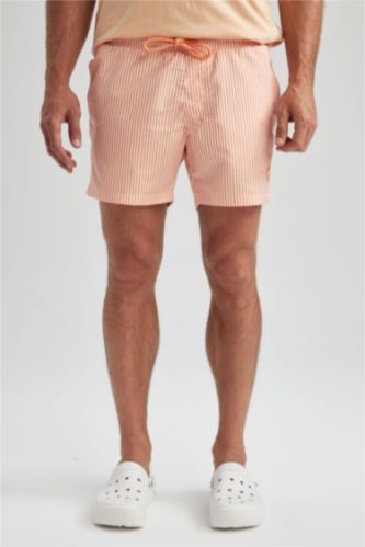 شورت بحر قصير