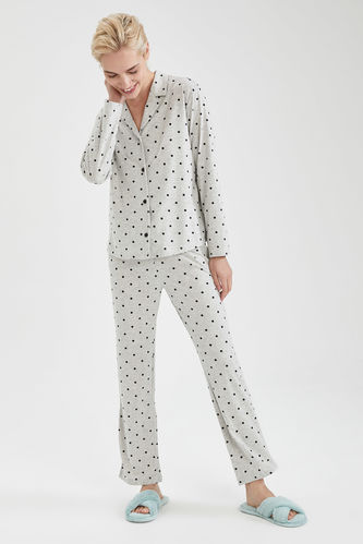 Gömlek Yaka Tasarımlı Puantiye Desenli Pijama Takımı
