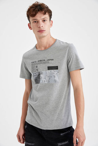 T-shirt ajusté à col rond et imprimé