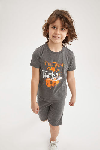 Boy Regular Fit Crew Neck Graphic Outfit
