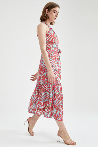 Tropik Desenli Halter Yaka Kuşaklı Yazlık Midi Elbise