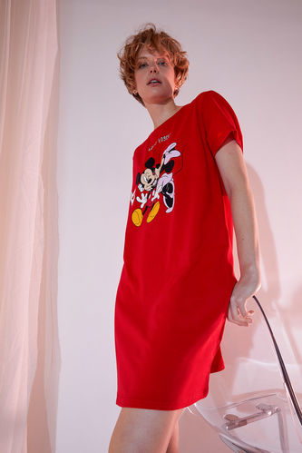 Chemise de nuit à manches courtes sous licence Mickey Mouse