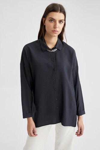 Modest- Long-Sleeved Relaxed Fit Regular Woven Tunic