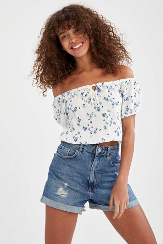 Short-Sleeved Relaxed Fit Scoop Neck Floral Print Blouse