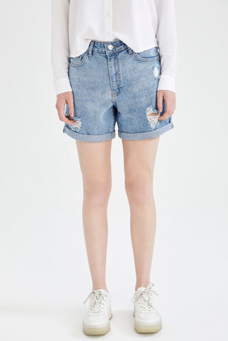 Blue Woman Relaxed Fit High Waisted Denim Shorts 1975513 | DeFacto
