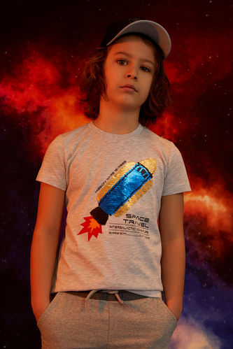 T-shirt à manches courtes brodé à sequins de fusée bidirectionnelle pour garçon