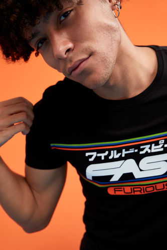 Fast and Furious Lisanslı Baskılı Slim Fit Bisiklet Yaka Kısa Kollu Pamuklu Penye Tişört