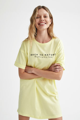 Mini-robe t-shirt coupe décontractée à slogan imprimé