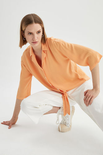 Relaxed Fit Basic Half Sleeve Blouse With Front Knot