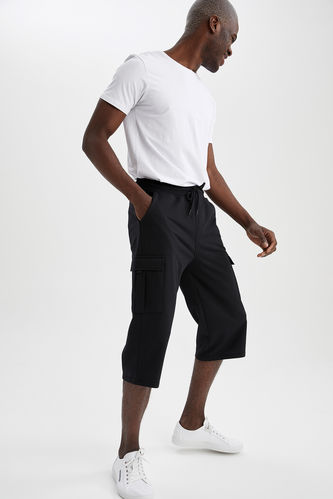 Regular Fit Basic Capri Shorts