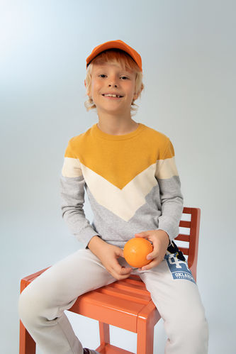 Boy Long Sleeve Block Colour Knitted Jumper