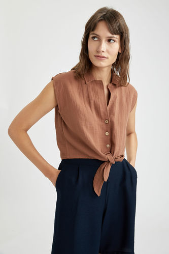 Relaxed Fit Sleeveless Shirt With Front Knot
