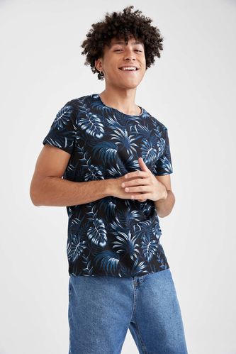 Extra Slim Fit Tropical Patterned Short Sleeve Crew Neck T-Shirt