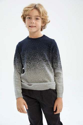 Пуловер стандартного кроя с круглым вырезом из хлопка