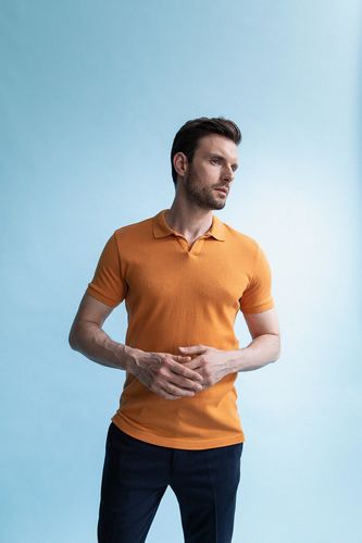 T-shirt basique en maille à col polo manches courtes coupe slim