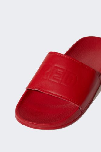 Red band outlet slippers