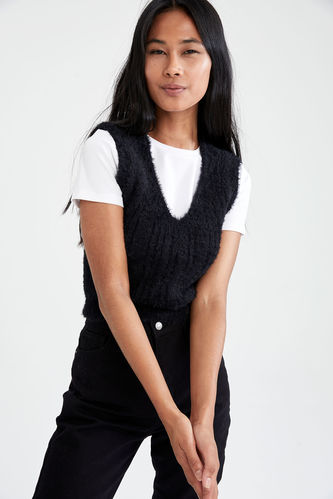 Coool V-Neck Crop Plush Knitwear Sweater