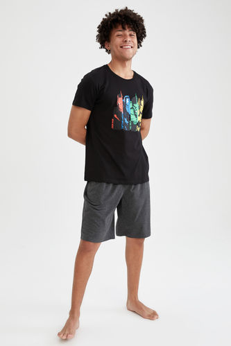 Regular Fit Licensed Marvel Short Sleeve T-Shirt And Shorts Pyjamas Set